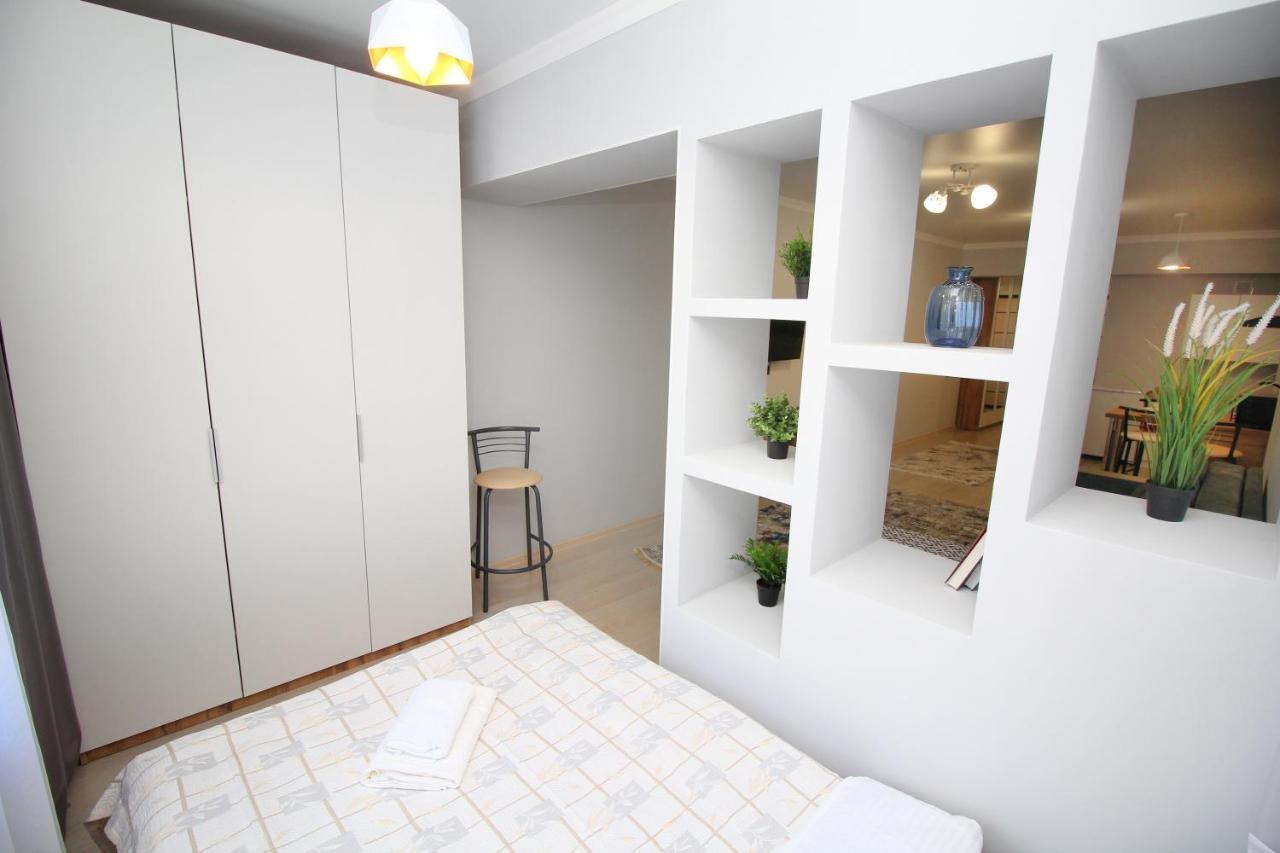 Cozy Studio In The Best Area! 3 Almatı Dış mekan fotoğraf