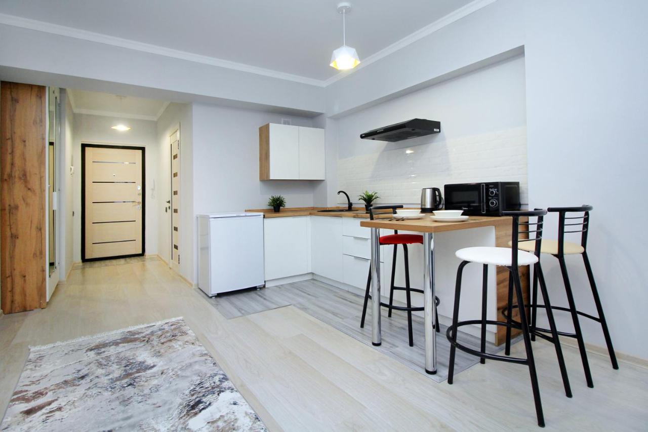 Cozy Studio In The Best Area! 3 Almatı Dış mekan fotoğraf